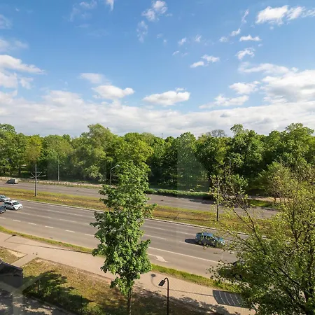 Appartamento Modern With Parking In The Center In By Renters